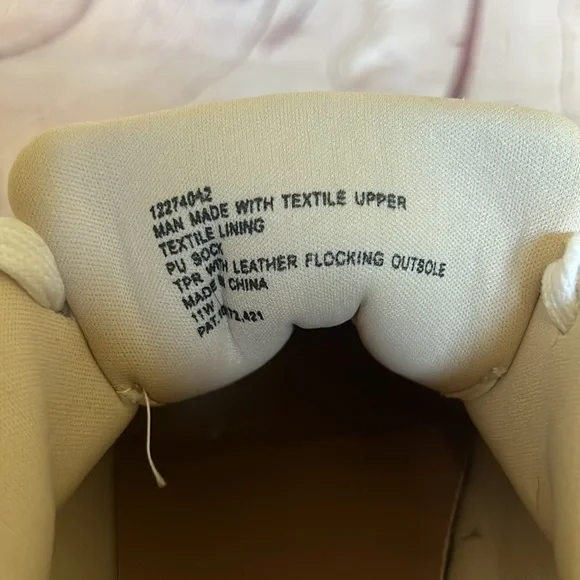 TORRID | Faux Leather Sneaker (WW) | Size 11W - Picture 8 of 9